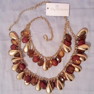 NWT Boutique Stunning Beaded Necklace - Gold/ Maroon/ Brown